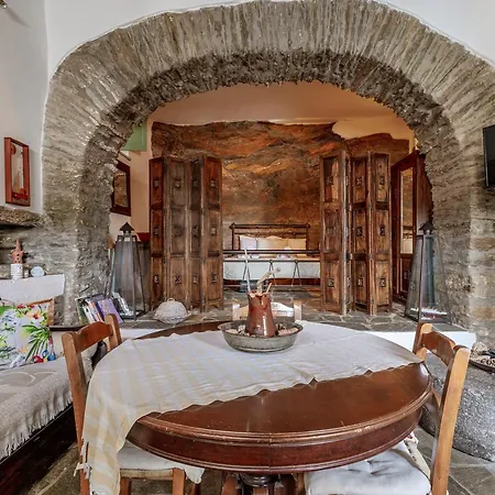 Appartement Traditional Olive Fallika