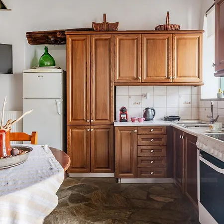 Traditional Olive Appartement