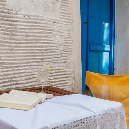 Traditional Olive Appartement Fallika