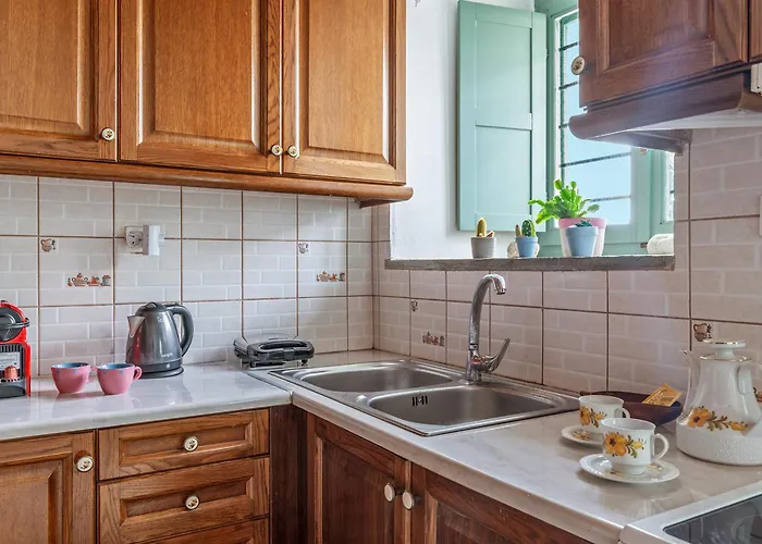 Traditional Olive Fallika