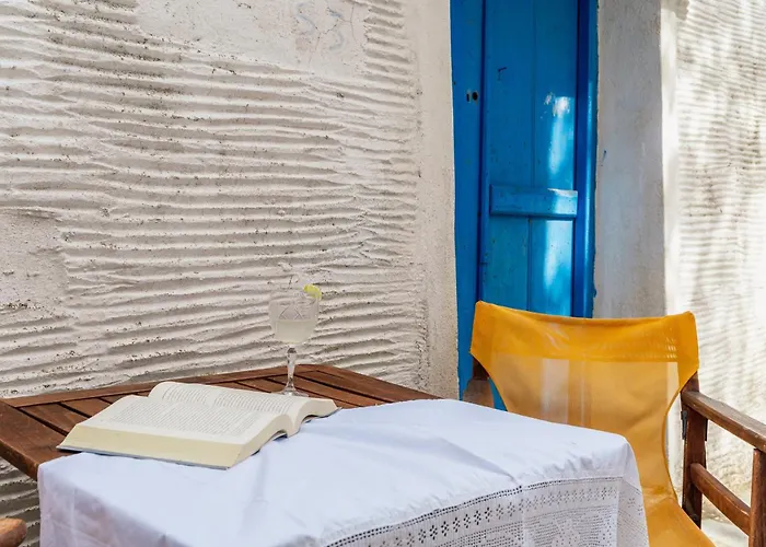 Traditional Olive Fallika